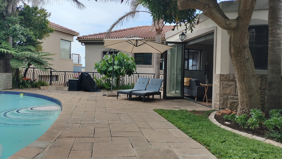 4 Bedroom Property for Sale in Bergsig Western Cape